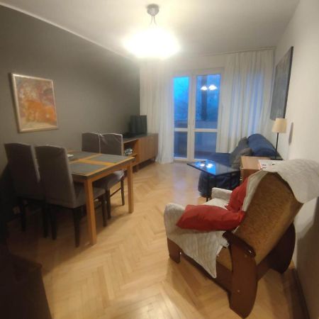 U Cioci Lutki Urocze Mieszkanie Z Balkonem Cracóvia Exterior foto